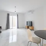 Spacious, 1br With Comfortable Bed In Tarxien Apartamento Żabbar