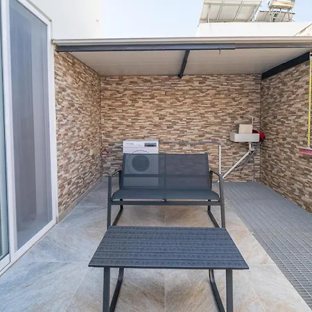 Spacious, 1br With Comfortable Bed In Tarxien * Żabbar