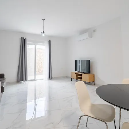 Spacious, 1br With Comfortable Bed In Tarxien Appartement Żabbar