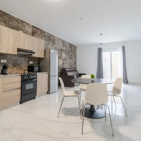 Διαμέρισμα Spacious, 1br With Comfortable Bed In Tarxien *