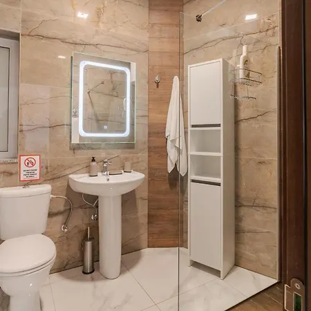 Διαμέρισμα Spacious, 1br With Comfortable Bed In Tarxien *