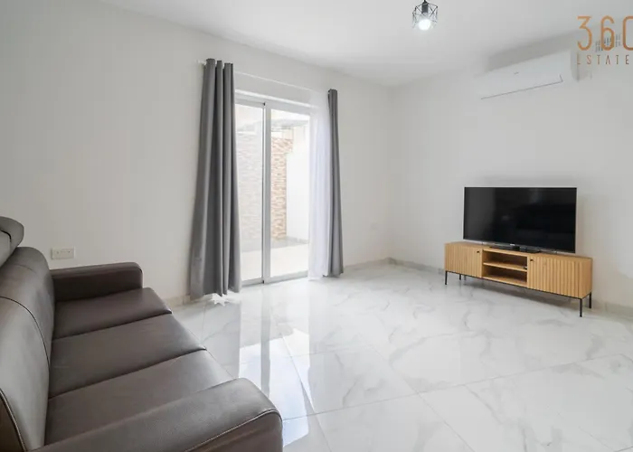 Spacious, 1br With Comfortable Bed In Tarxien