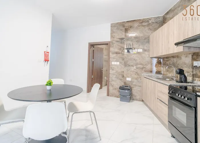 Spacious, 1br With Comfortable Bed In Tarxien Żabbar