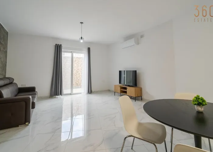 Spacious, 1br With Comfortable Bed In Tarxien Lejlighed *