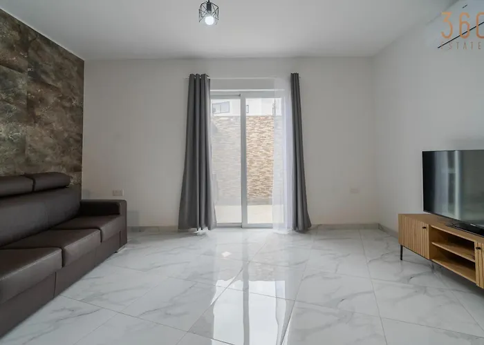 Spacious, 1br With Comfortable Bed In Tarxien Żabbar