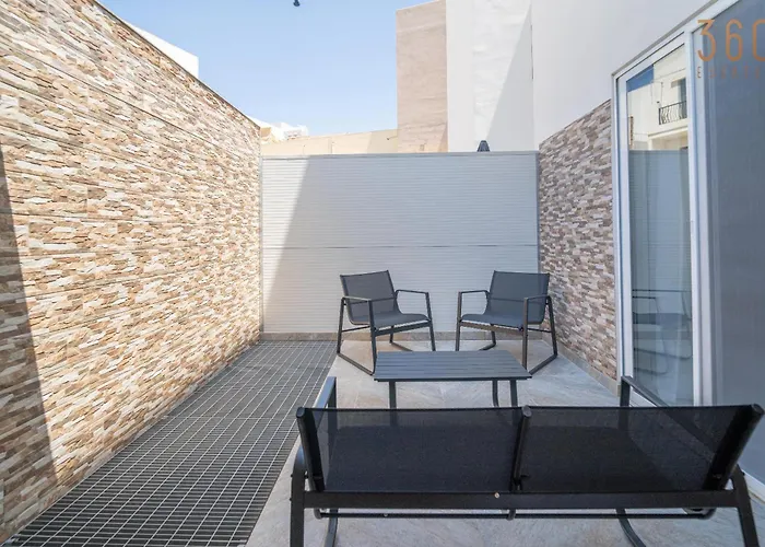 Lejlighed Spacious, 1br With Comfortable Bed In Tarxien *