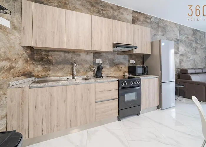 Spacious, 1br With Comfortable Bed In Tarxien Appartamento *